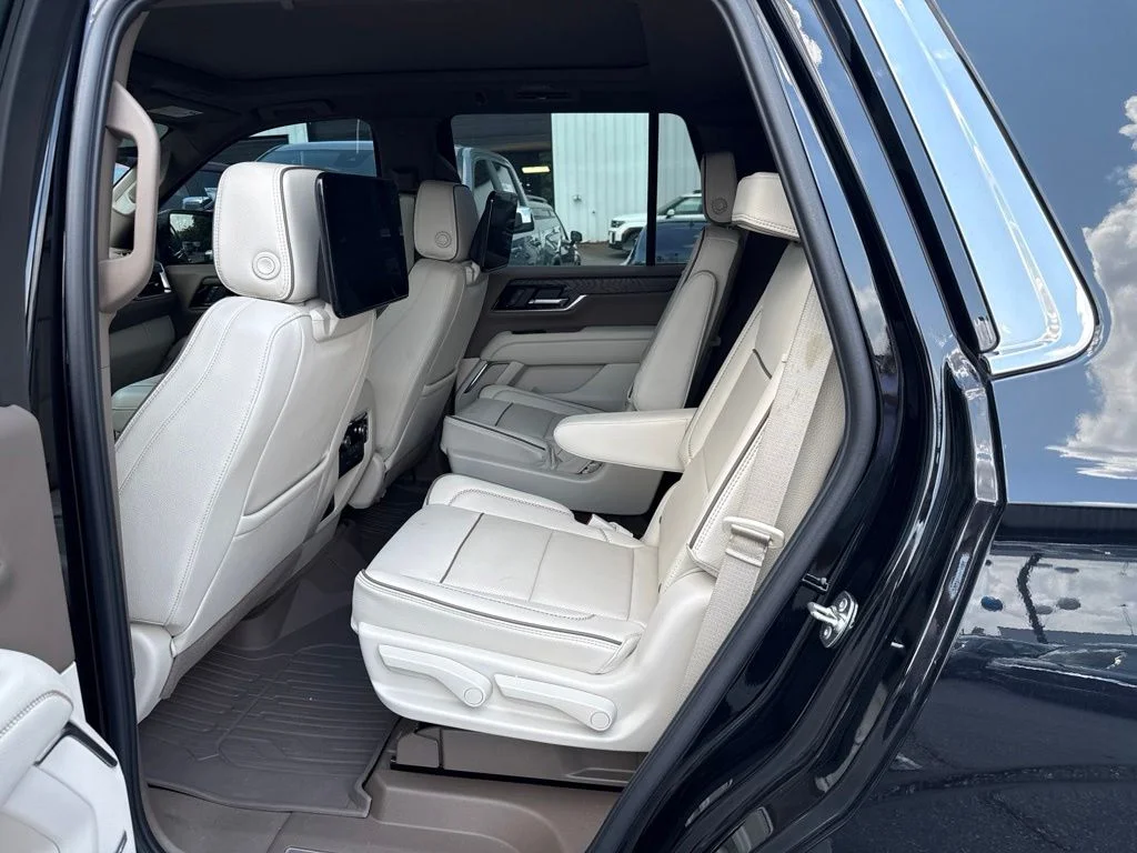 Used 2025 Black GMC Denali image 6