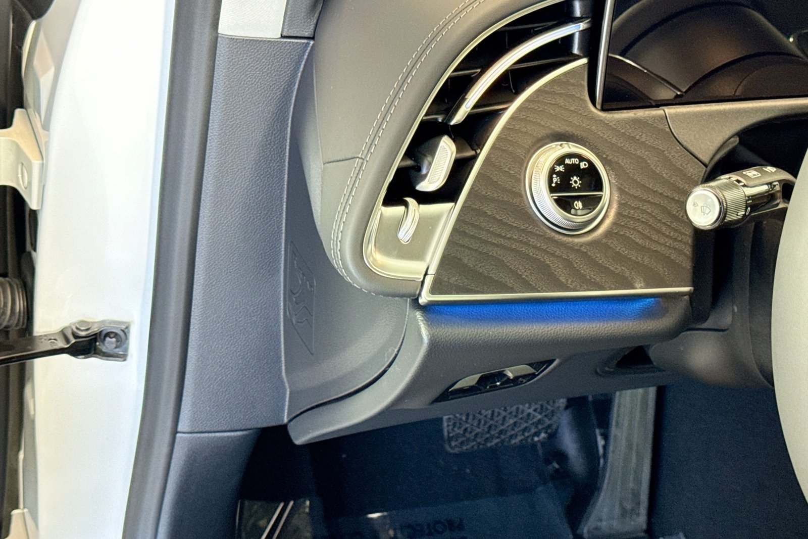 New 2026 Polar White Mercedes-Benz E 350 image 10