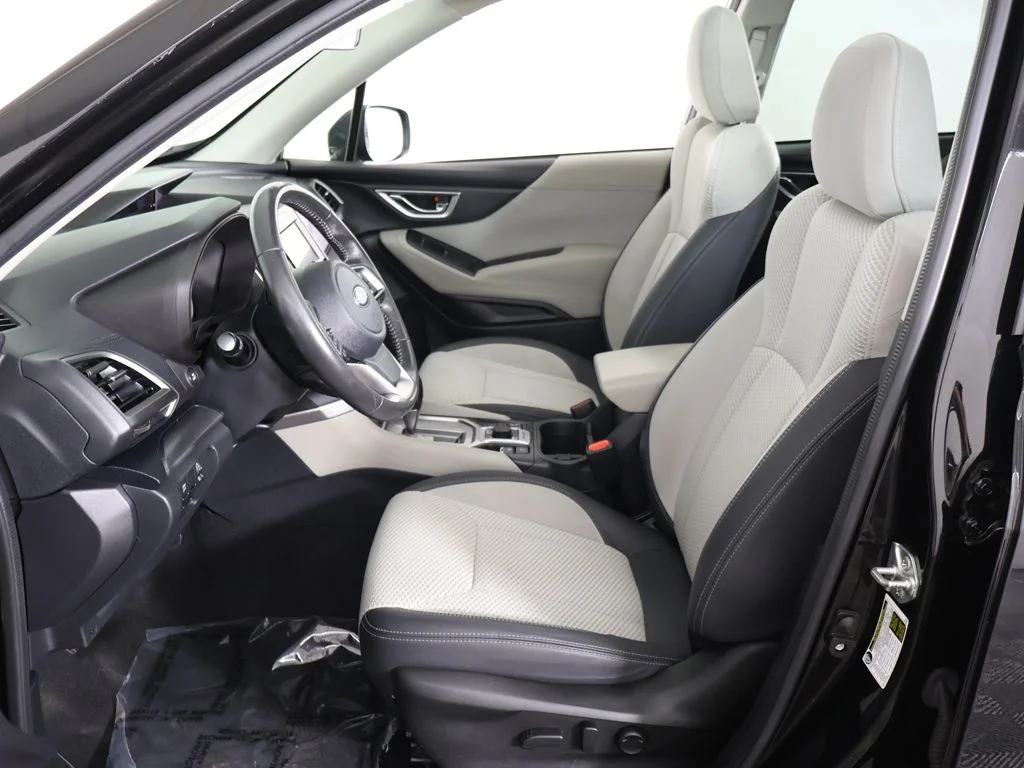 Used 2021 Black Subaru Premium image 31