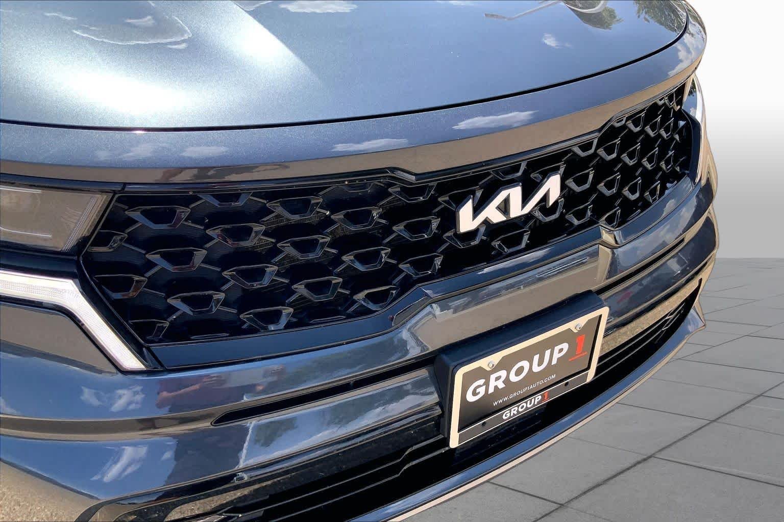 Used 2023 Gravity Grey Kia SX image 37