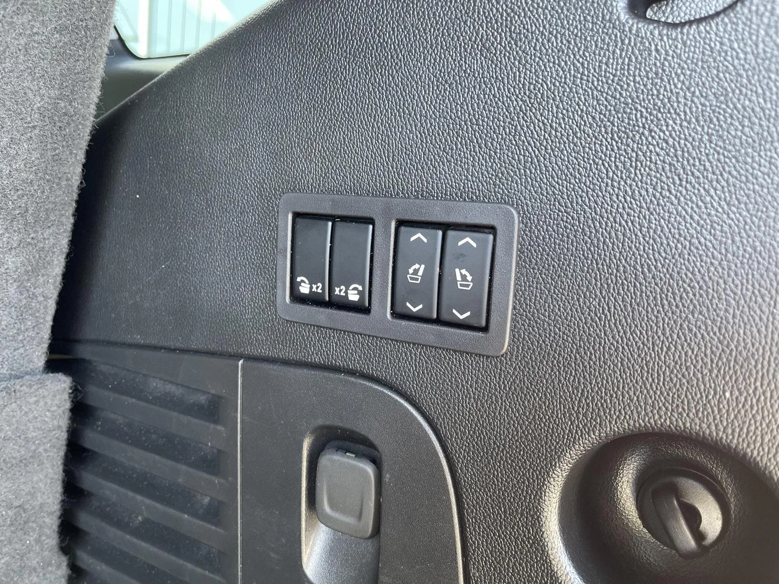 Used 2020 Black Chevrolet Premier image 46
