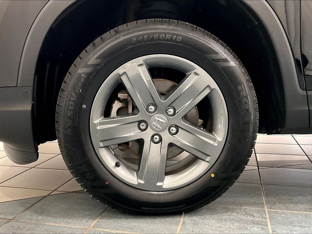 Used 2023 Black Honda RTL image 7