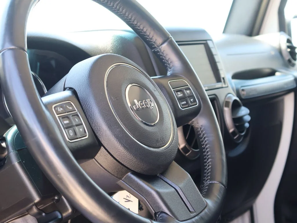 Used 2017 White Jeep Sport image 21