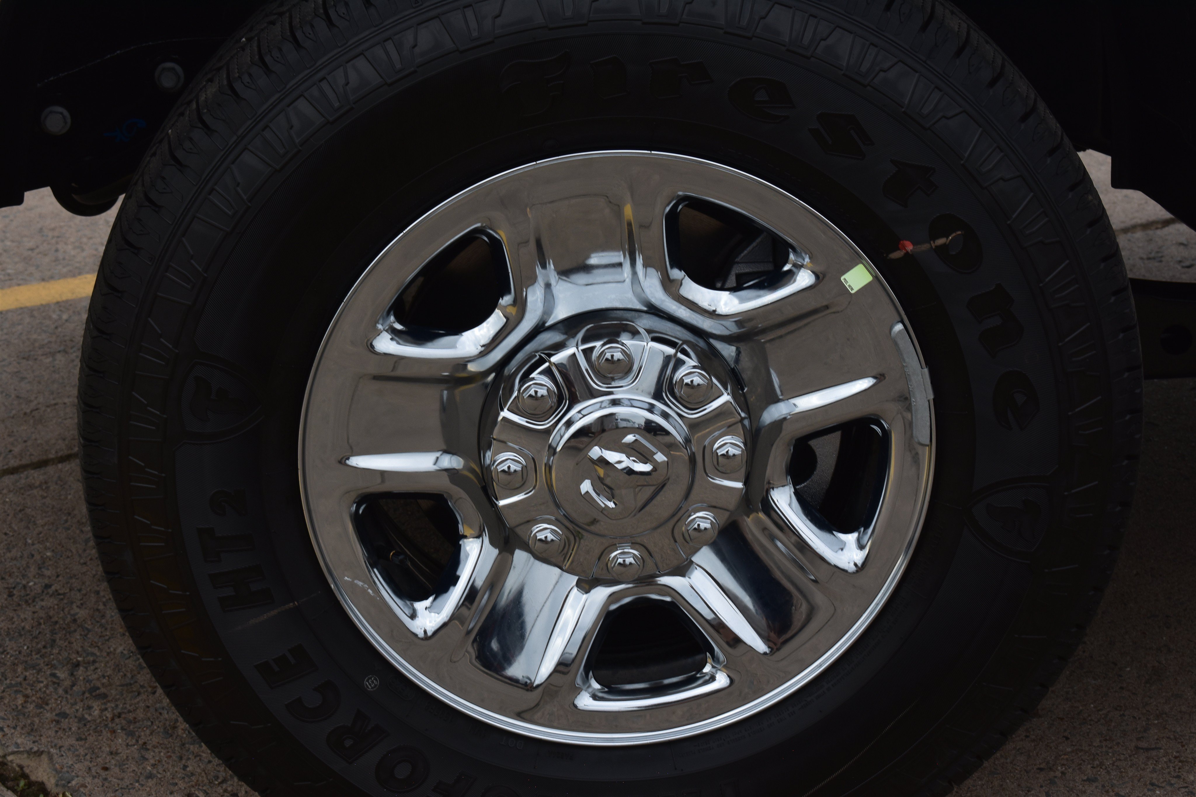 New 2026 Silver-Zynith Exterior Paint RAM Tradesman image 10
