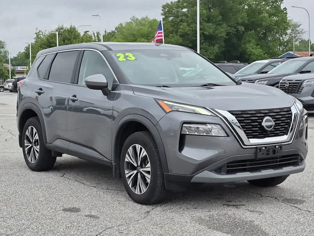 Used 2023 Gun Metallic Nissan SV image 2