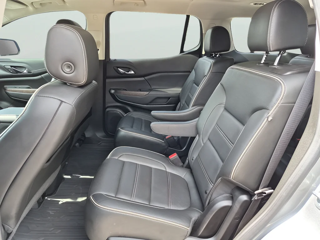 Used 2023 Sterling Metallic GMC Denali image 40