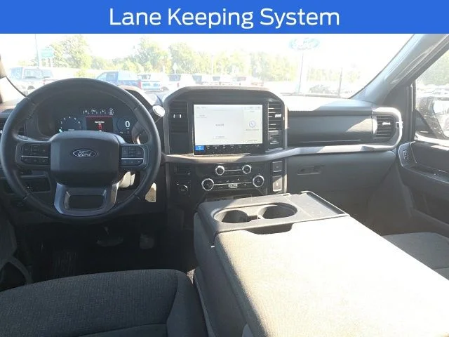 Used 2025 Gray Metallic Ford XLT image 9