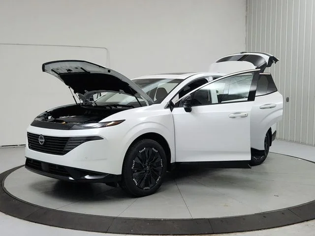 New 2026 White Nissan Platinum image 11