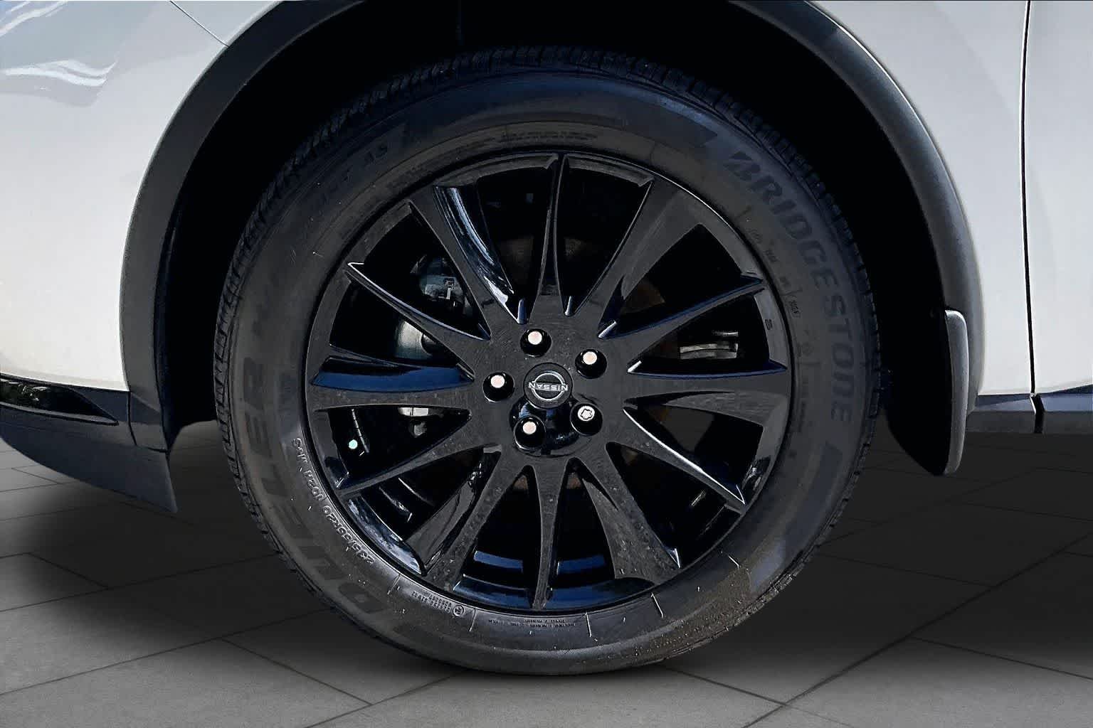 Used 2024 Pearl White Tricoat Nissan SV image 18