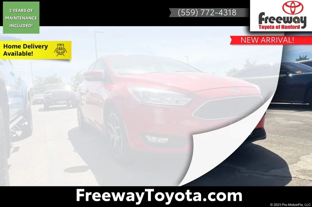2017 Ford Focus Sedan SEL's photo