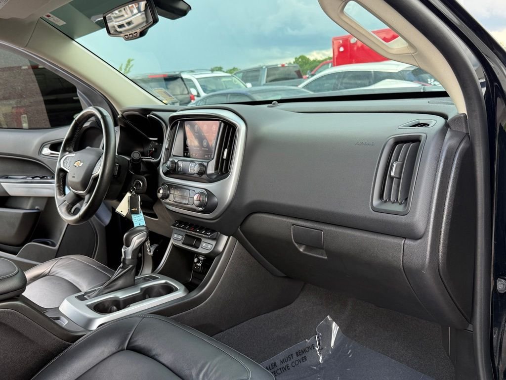 Used 2021 Black Chevrolet ZR2 image 17