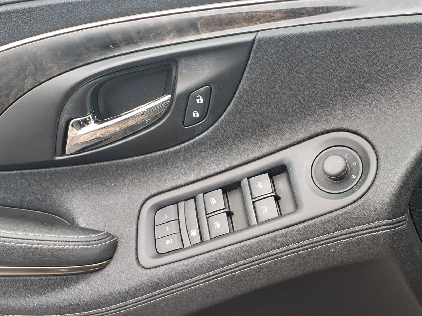 Used 2015 Carbon Black Metallic Buick Premium I image 17