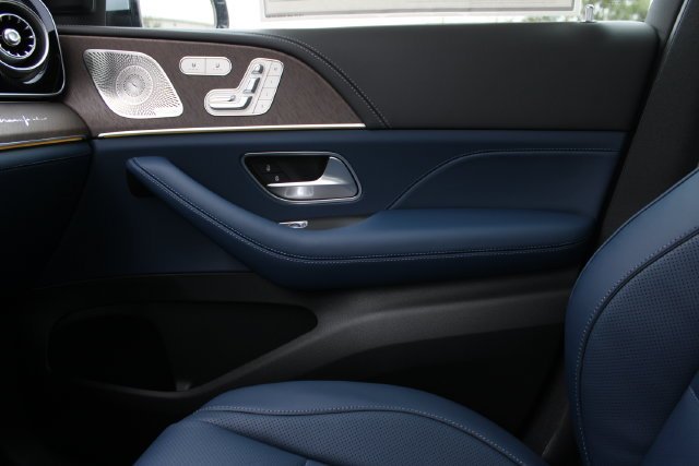 New 2027 Cirrus Silver Metallic Mercedes-Benz GLS 450 image 61