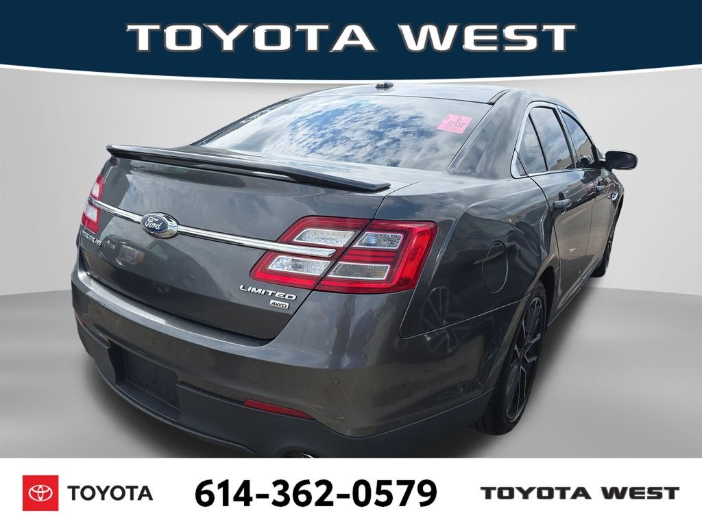 Used 2019  Ford Limited image 7