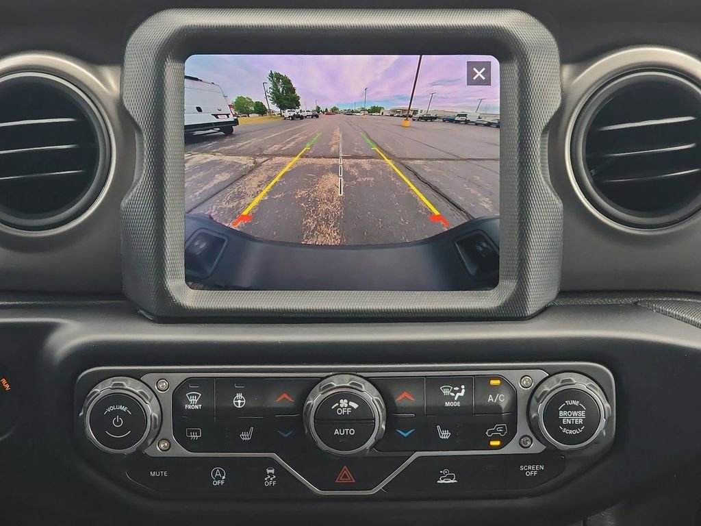Used 2023  Jeep Willys image 16