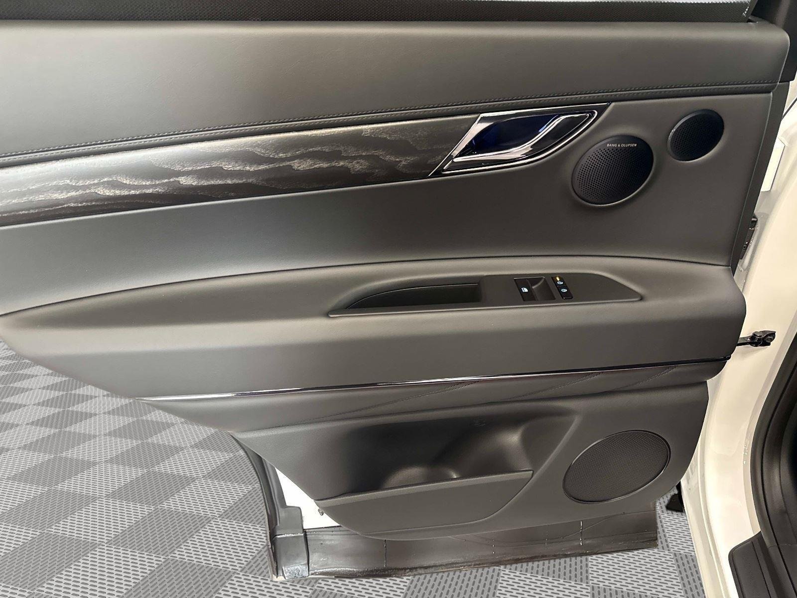 2026 GENESIS GV80 Prestige Black - Photo 11