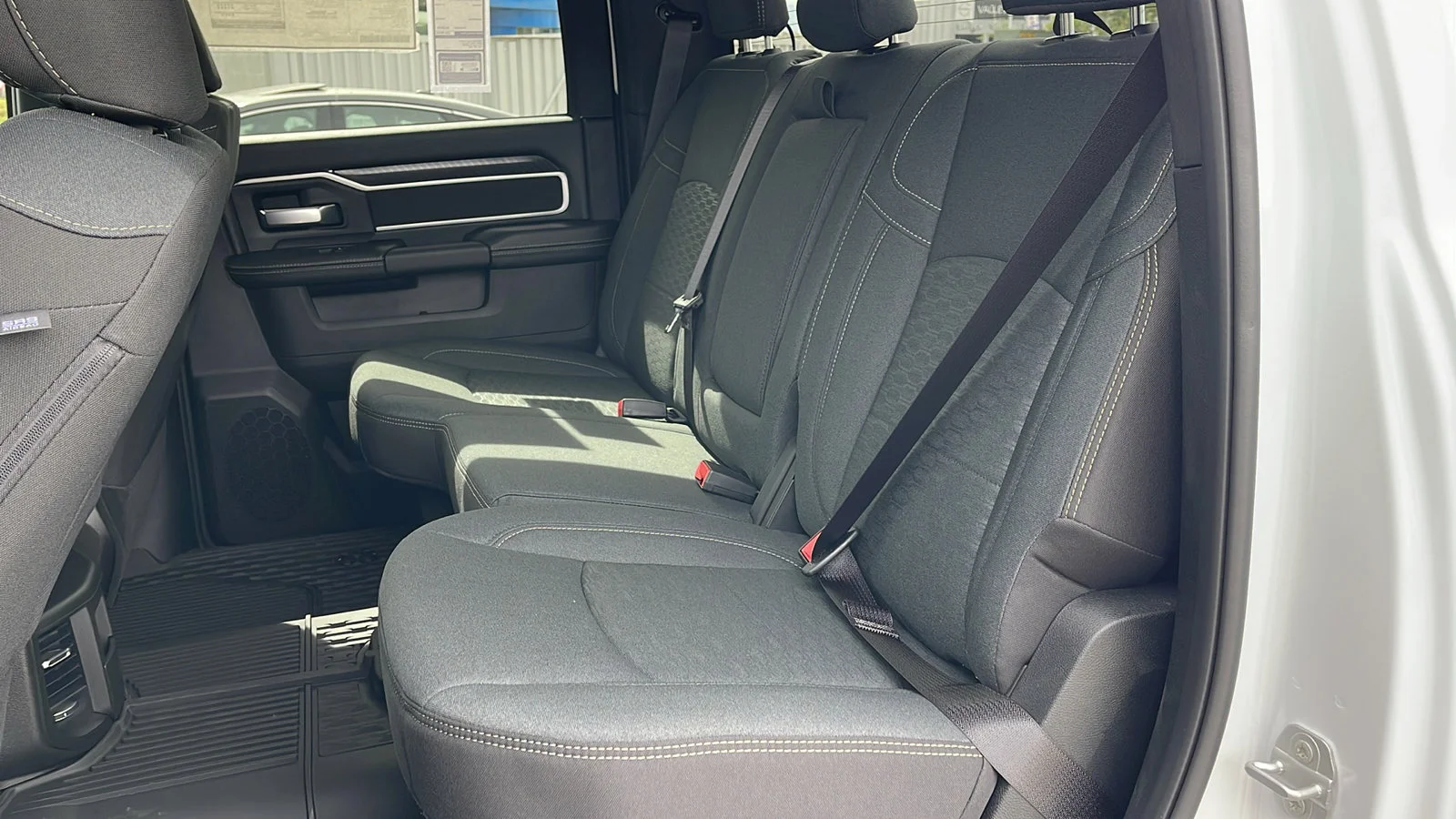 2025 RAM 2500 Big Horn - Photo 15