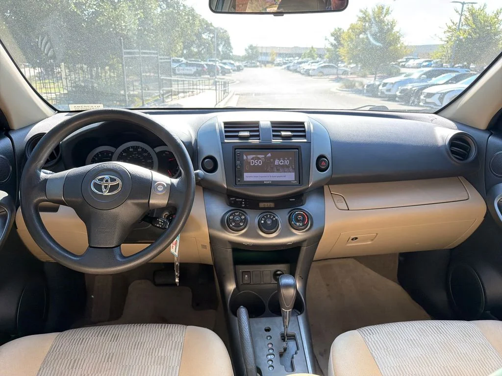 Used 2010 Brown Toyota Base image 27