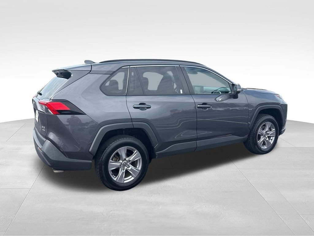 Used 2022 Gray Toyota XLE image 5