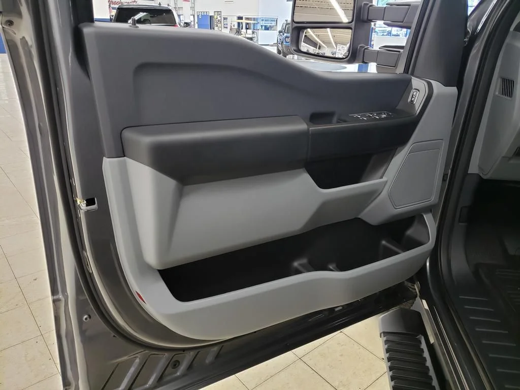 New 2026 Gray Ford XL image 11