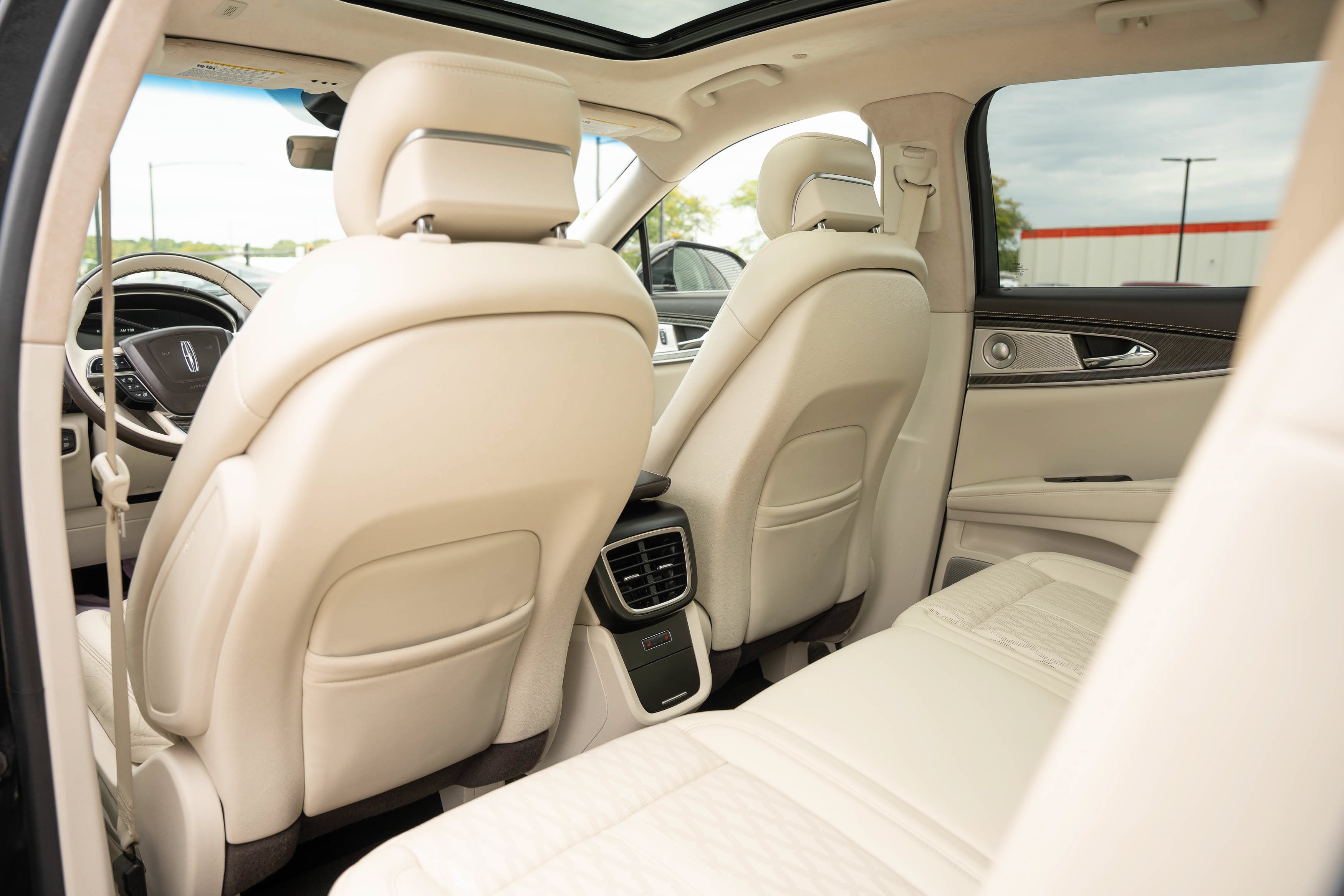 Used 2020 Infinite Black Lincoln Black Label image 22