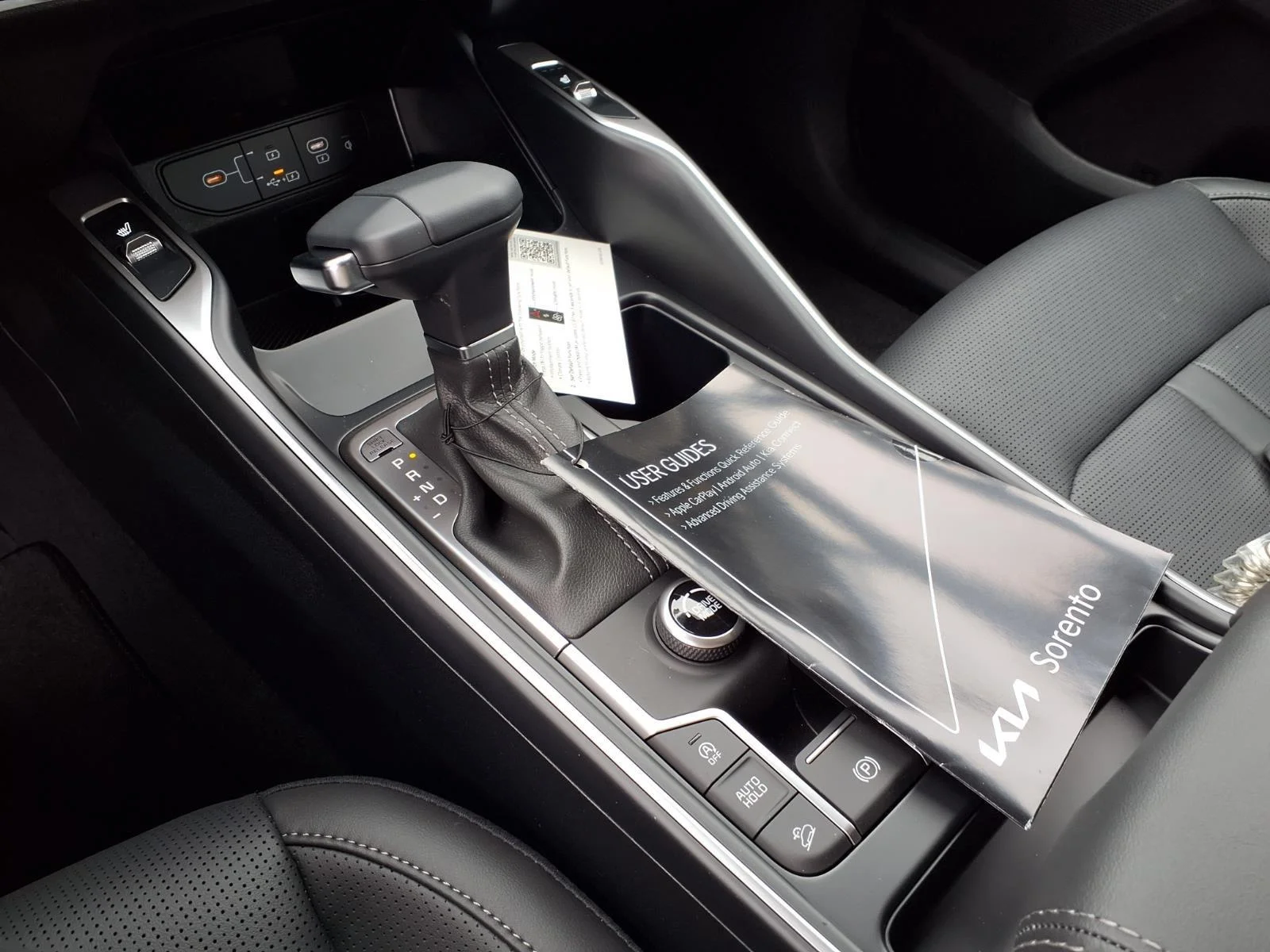 New 2026 Glacial White Pearl Kia S image 5