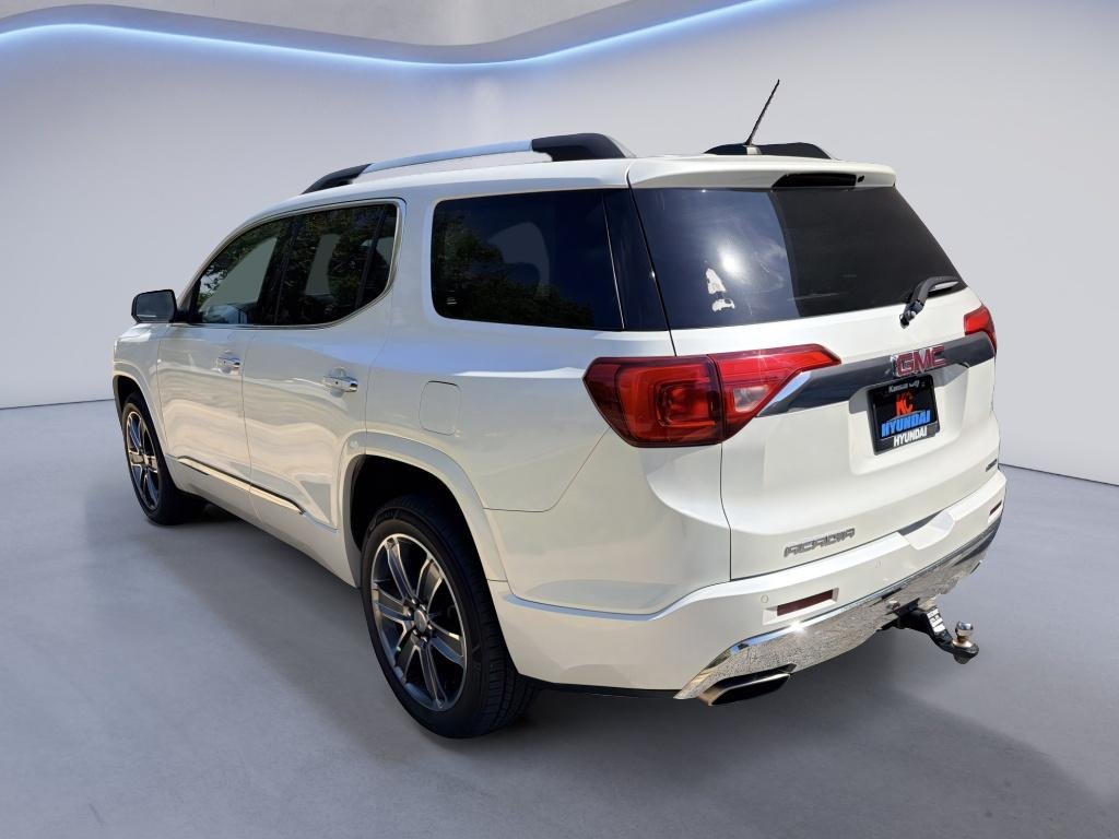 Used 2017 White Frost Tricoat GMC Denali image 3