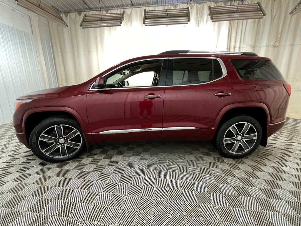 2018 GMC Acadia Denali - Photo 22
