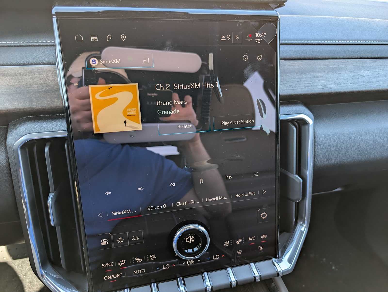 2027 GMC Acadia Denali Ultimate - Photo 22