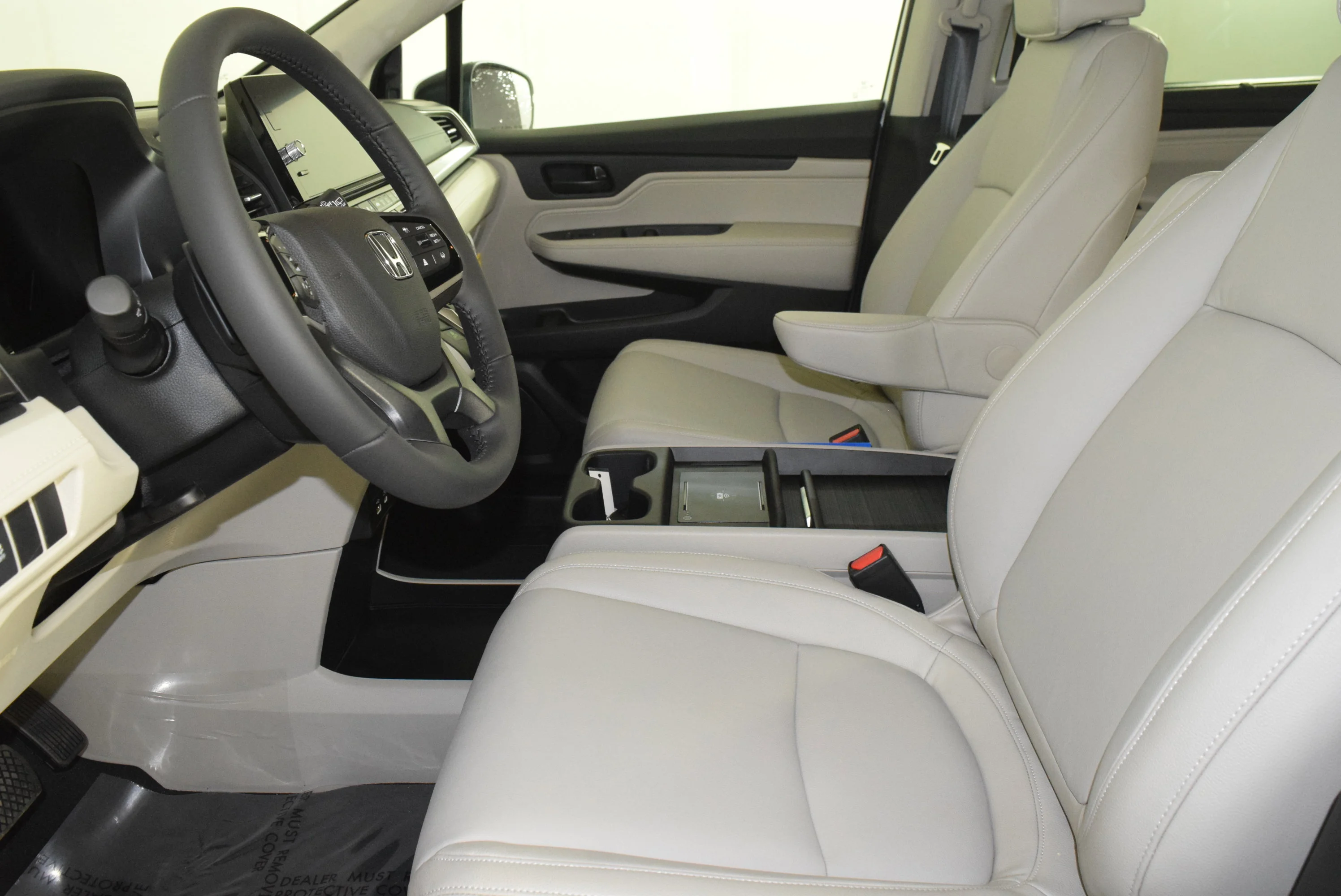 New 2026 Platinum White Pearl Honda EX-L image 14
