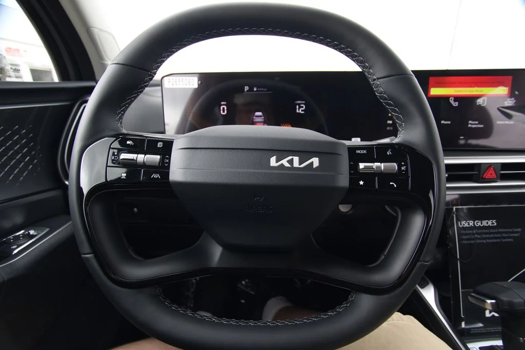 New 2026 Gray Kia S image 21