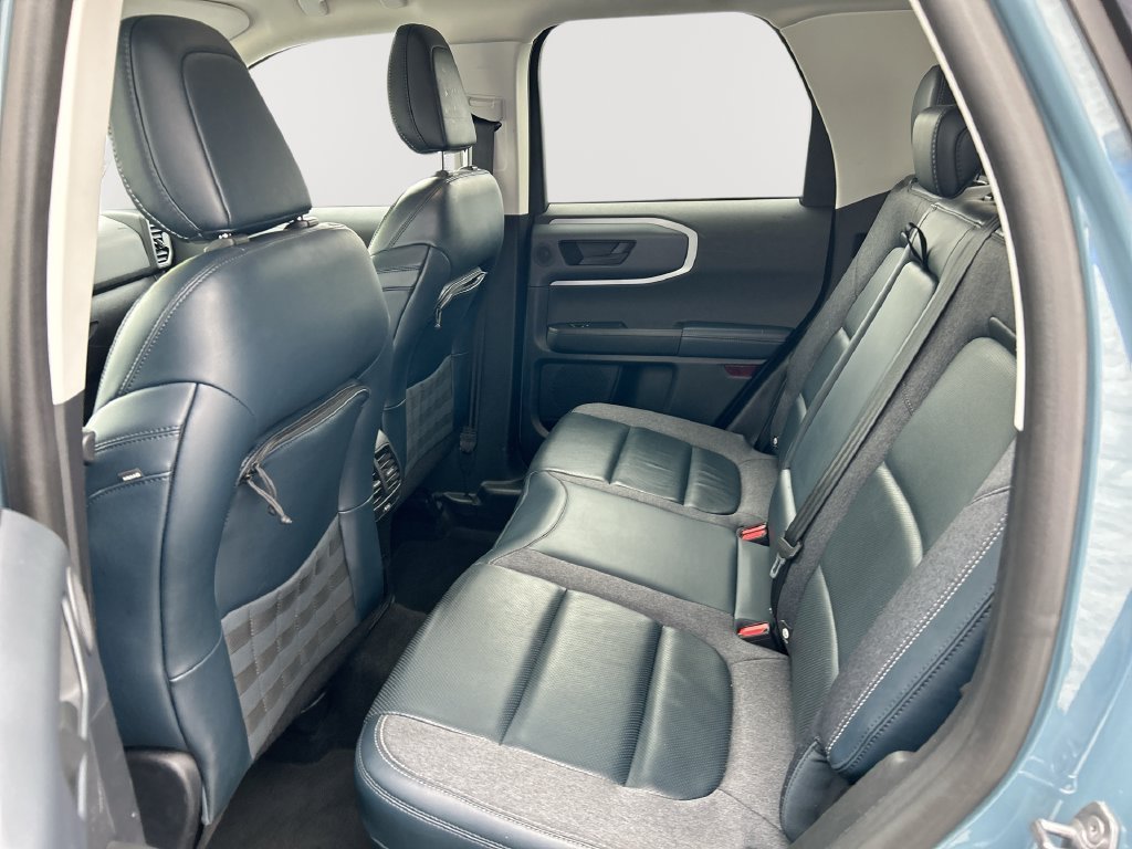 Used 2021  Ford Outer Banks image 25