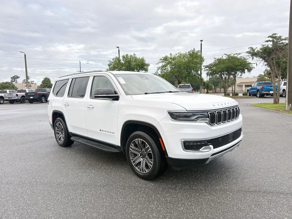 2024 Jeep Wagoneer Series II's photo