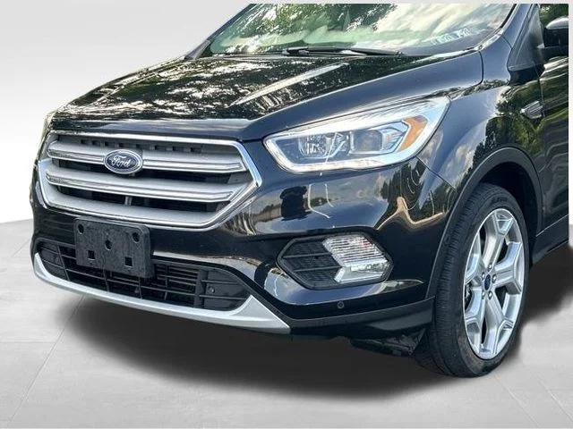 Used 2019 Black Ford Titanium image 9