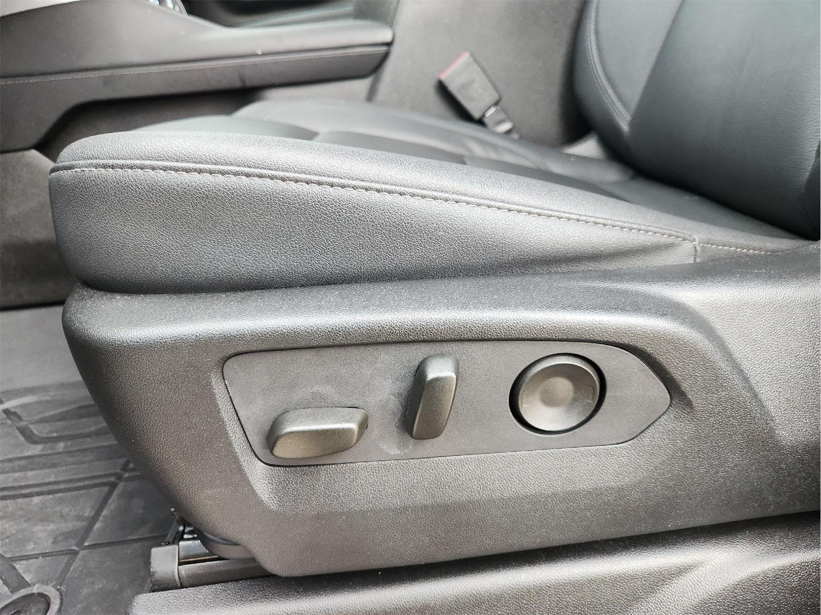 2023 Chevrolet Tahoe photo 24 of 34