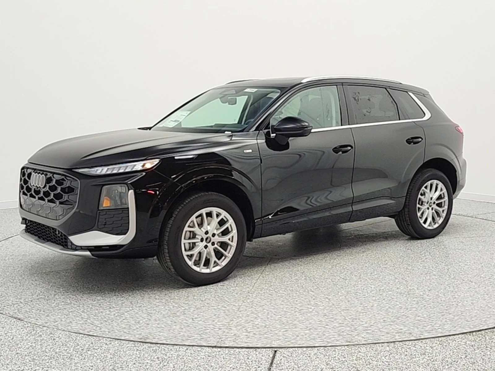 2026 Audi Q3 S line quattro's photo