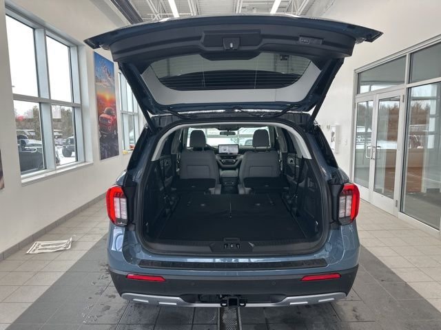 New 2026 Vapor Blue Metallic Ford Active image 45