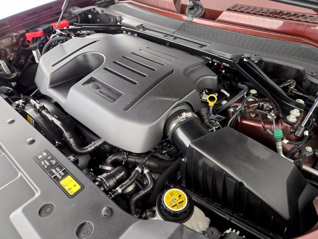 Used 2023 Sedona Red Land Rover X-Dynamic SE image 19