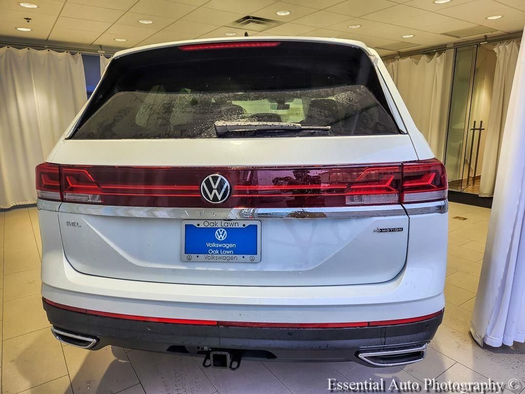 New 2026 Opal White Pearl Volkswagen SEL image 4
