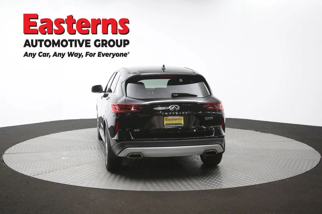 Used 2023 Black INFINITI PURE image 37