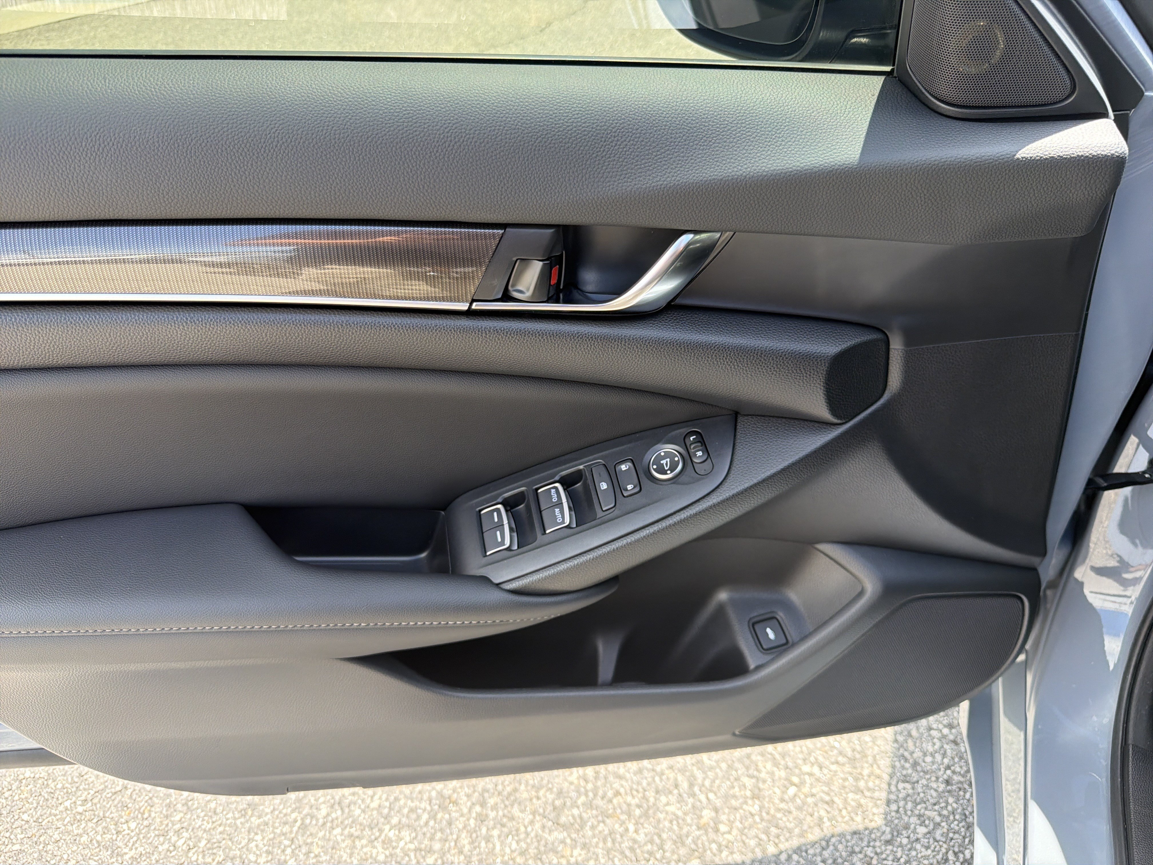 2022 Honda Accord Sport - Photo 19