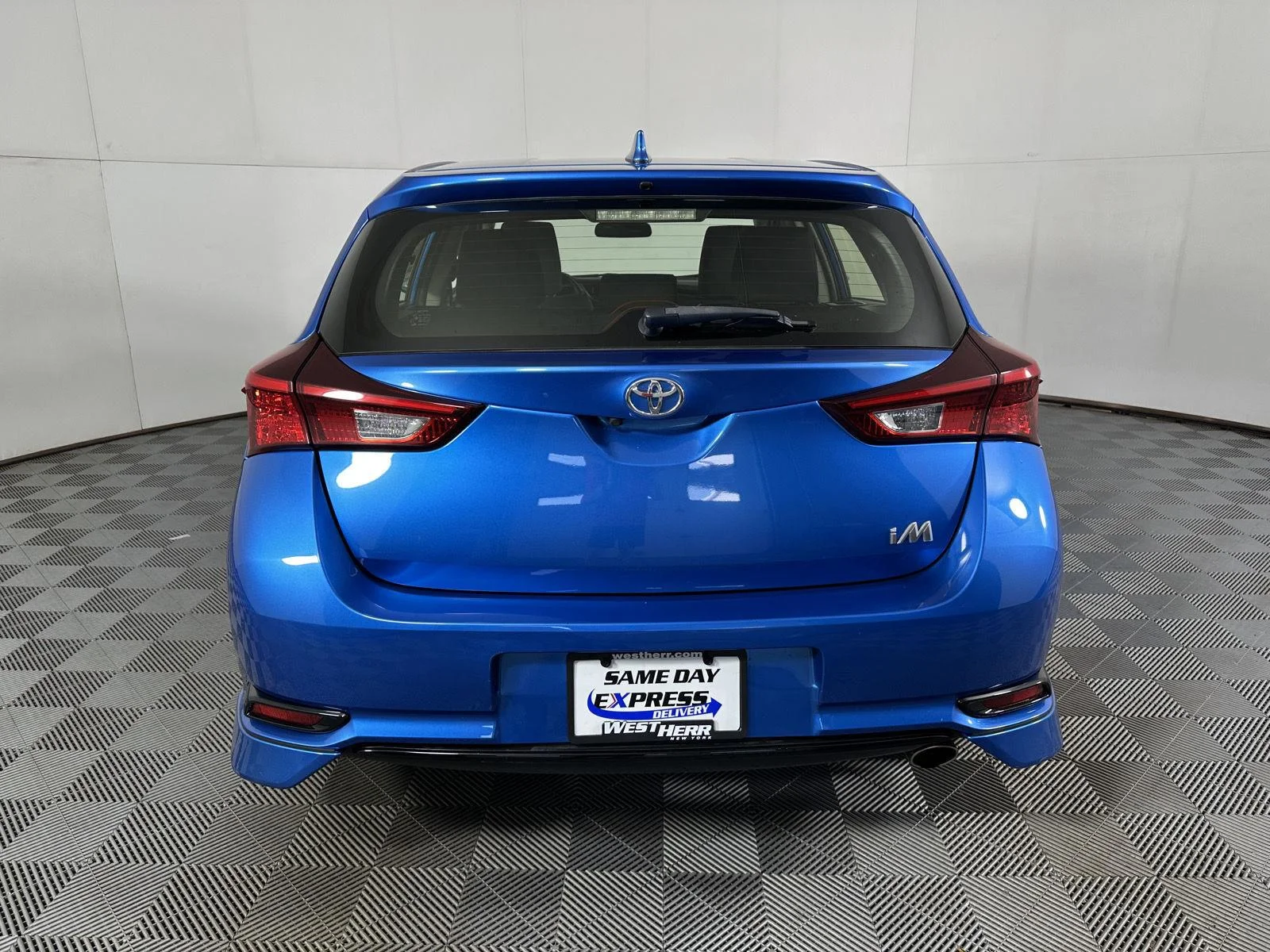 Used 2017 Electric Storm Blue Toyota  image 13