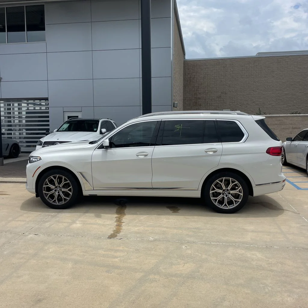 Used 2020 Alpine White BMW xDrive40i image 2