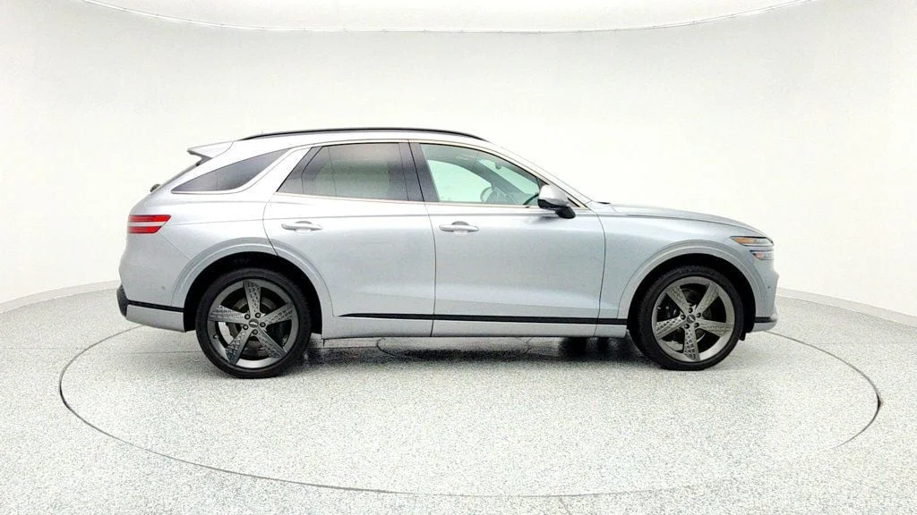 Used 2024 Savile Silver Genesis 2.5T AWD image 4
