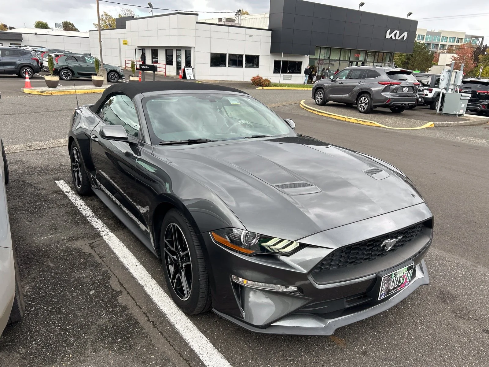 Used 2019 Magnetic Ford EcoBoost Premium image 2