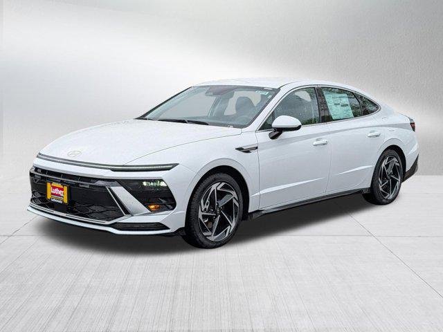 New 2026 Serenity White Hyundai SEL Sport image 2