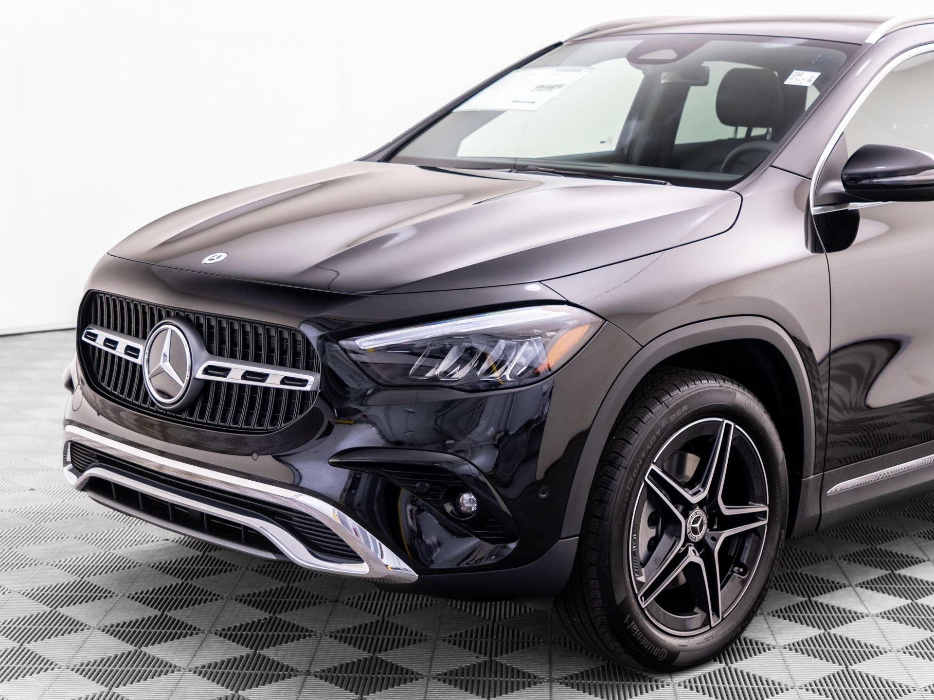 New 2026 Night Black Mercedes-Benz GLA 250 image 77