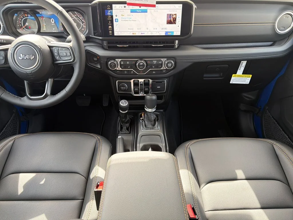 2026 Jeep Gladiator Sahara - Photo 16