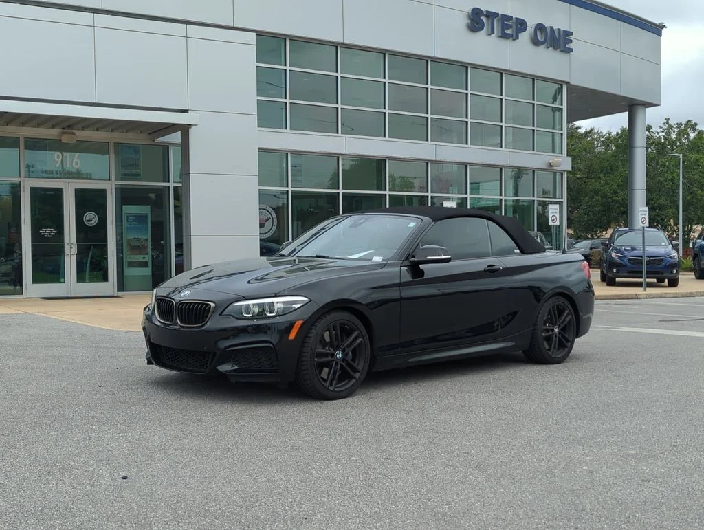 2020 BMW 2 Series M240i Convertible's photo
