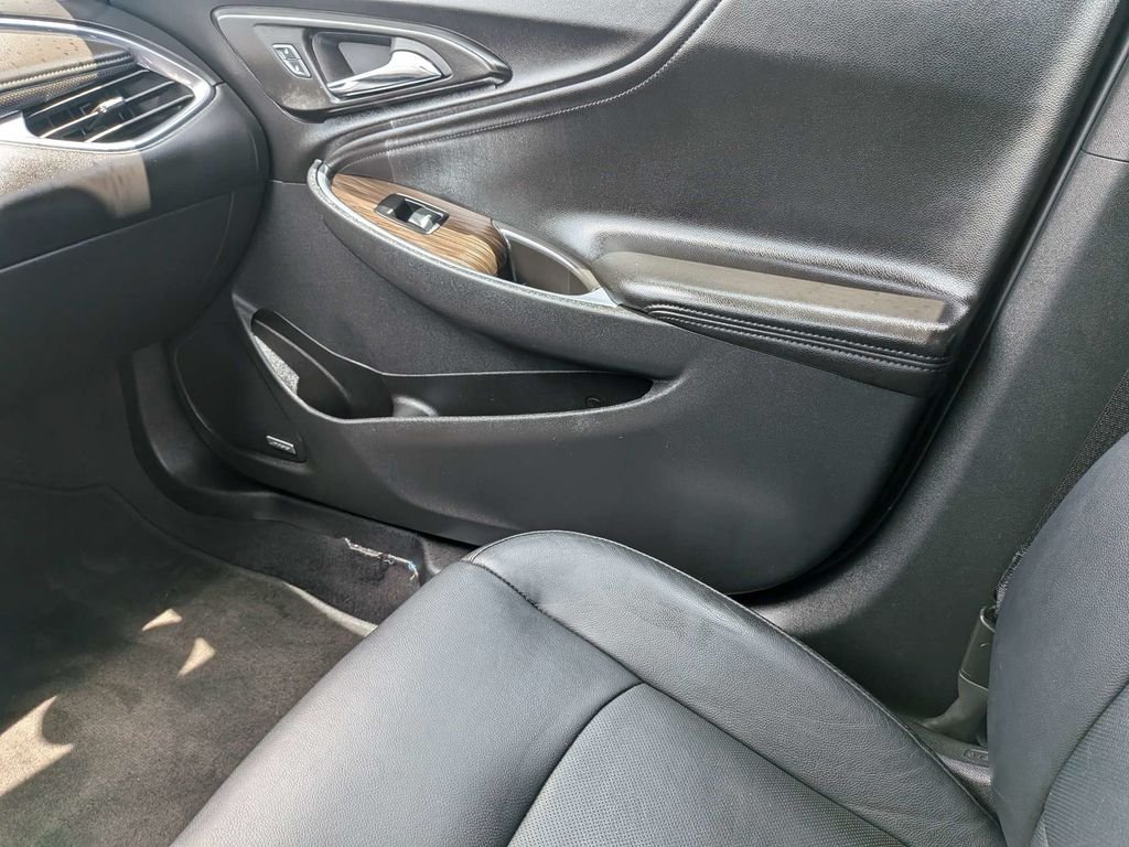 Used 2017 Gray Chevrolet Premier image 20